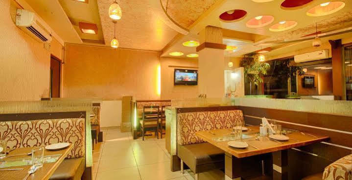 阿穆达巴 Parth Residency酒店 外观 照片